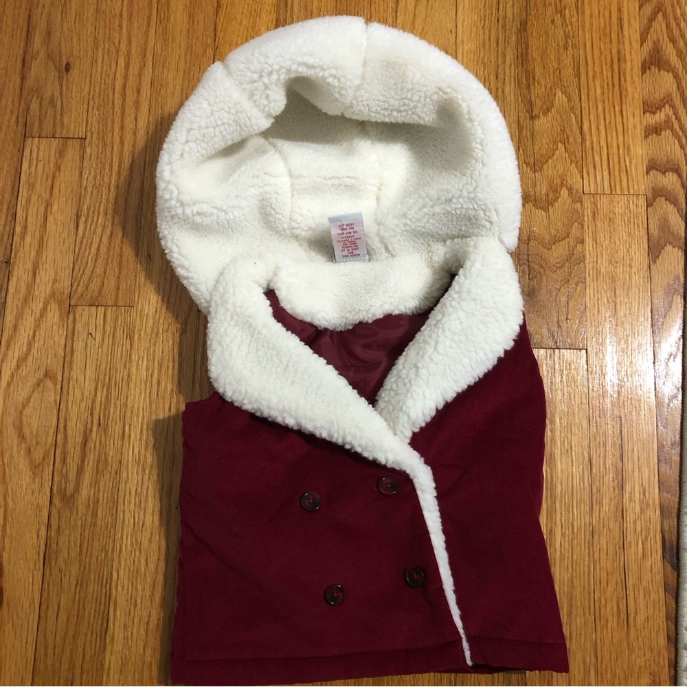 Aspen kids red corduroy vest jacket with Sherpa like hood. Size 2T FINAL PRICE